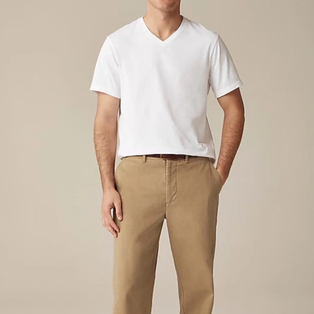 NWT J Crew Broken-in V-neck T-shirt Sz Small White Classic Minimal Preppy Layer